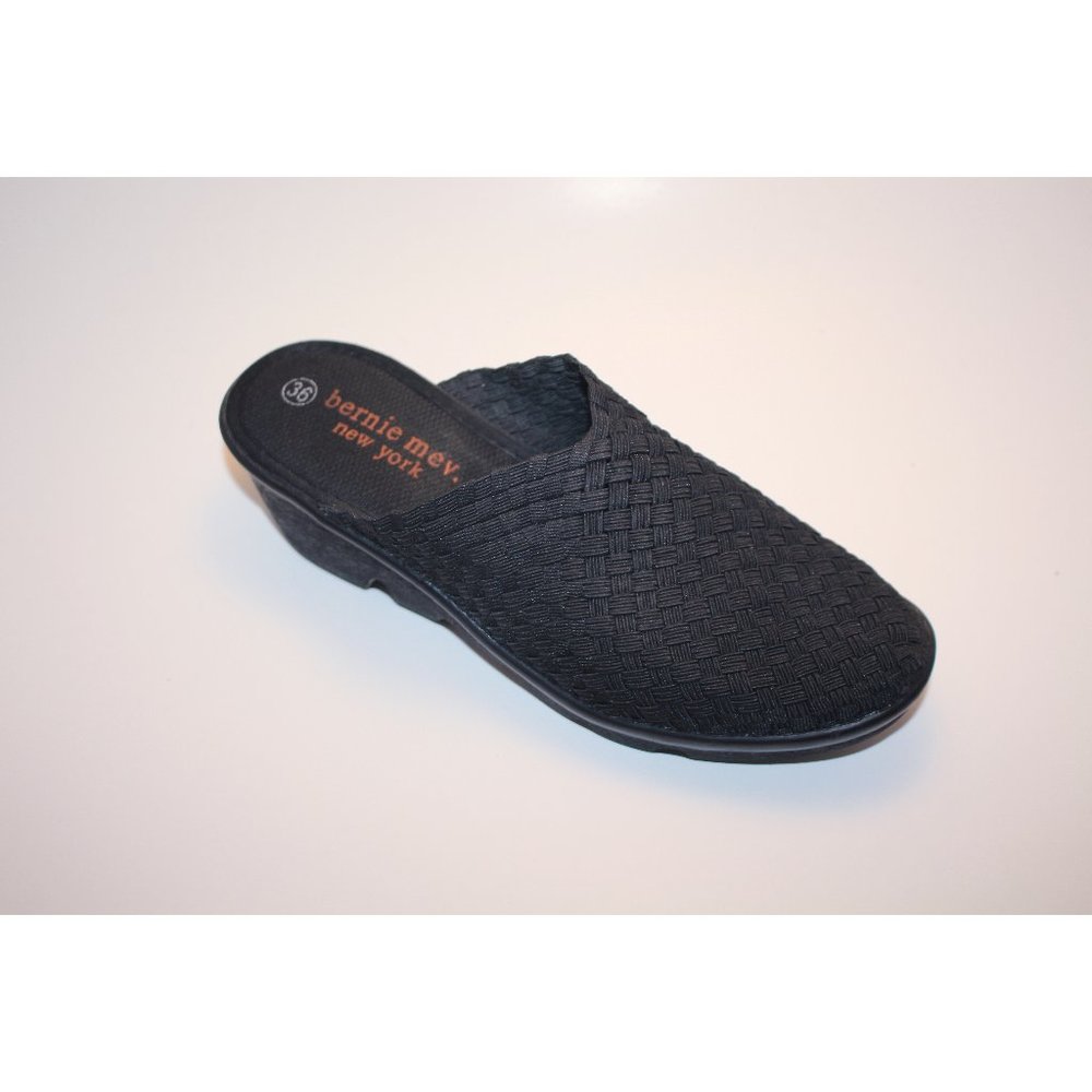bernie mev. new york Size 36